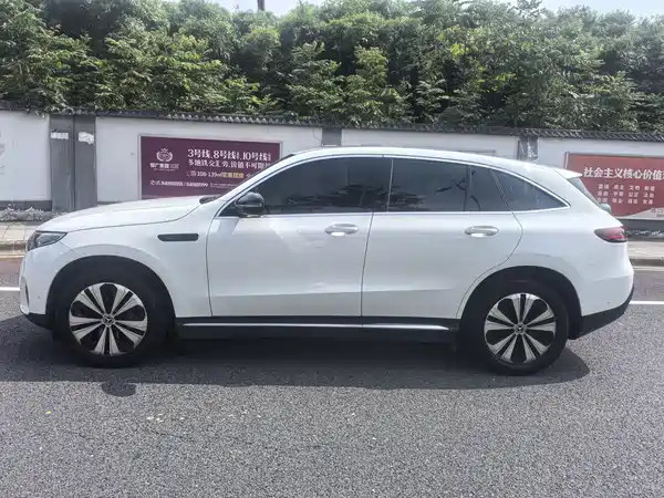 Mercedes-Benz EQC 2022