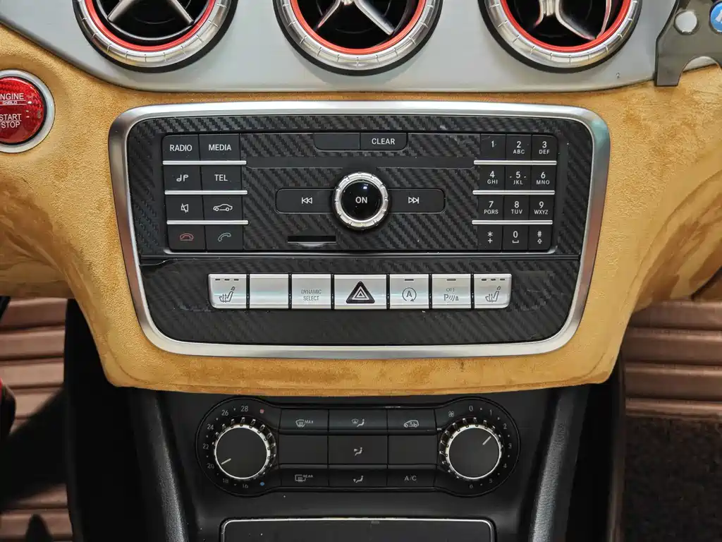 Mercedes-Benz CLA 2019 — фото 18