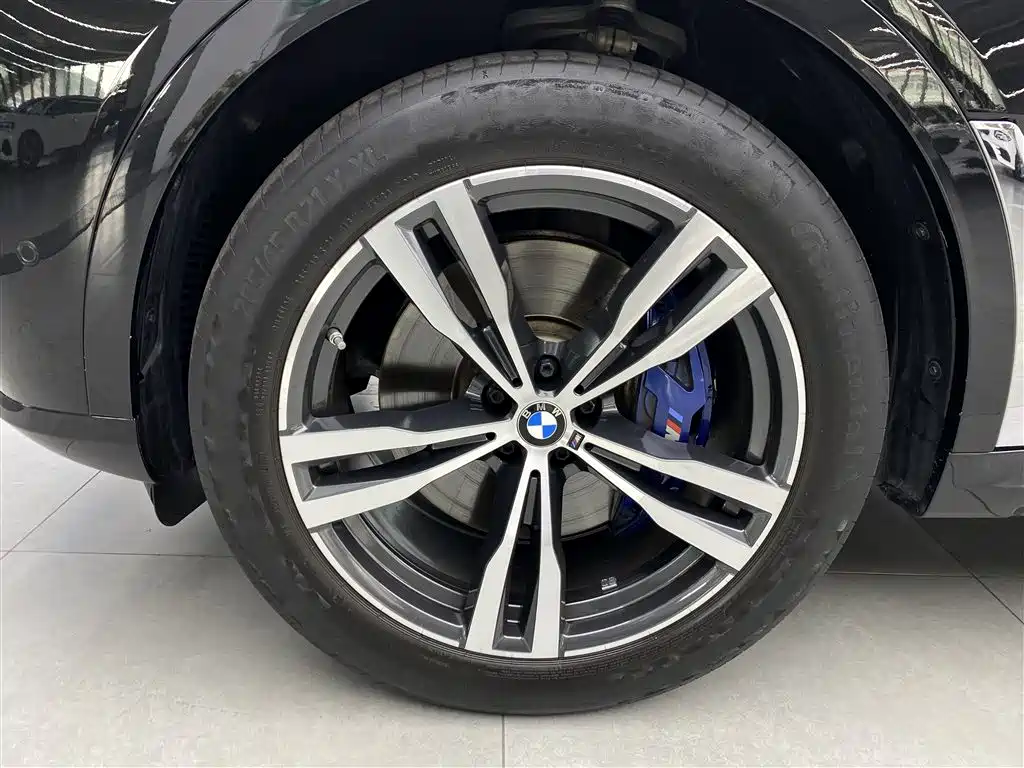 BMW X7 2023 — фото 40