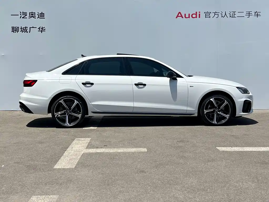 Audi A4L 2025 — фото 3