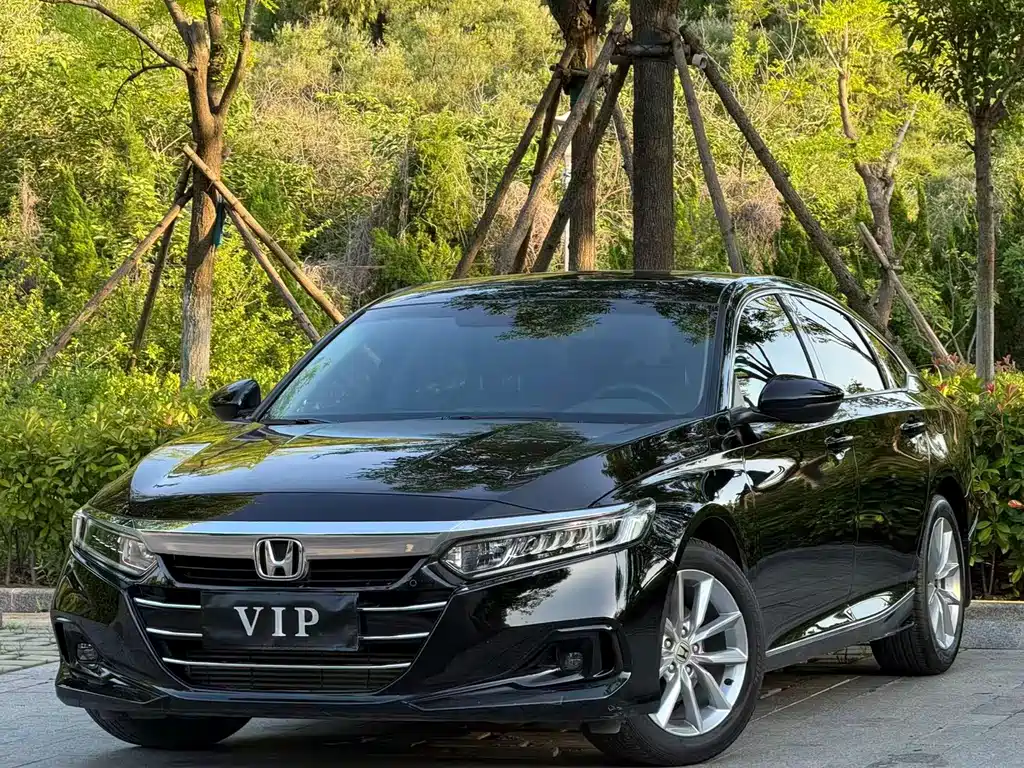 Honda Accord 2022 — фото 1