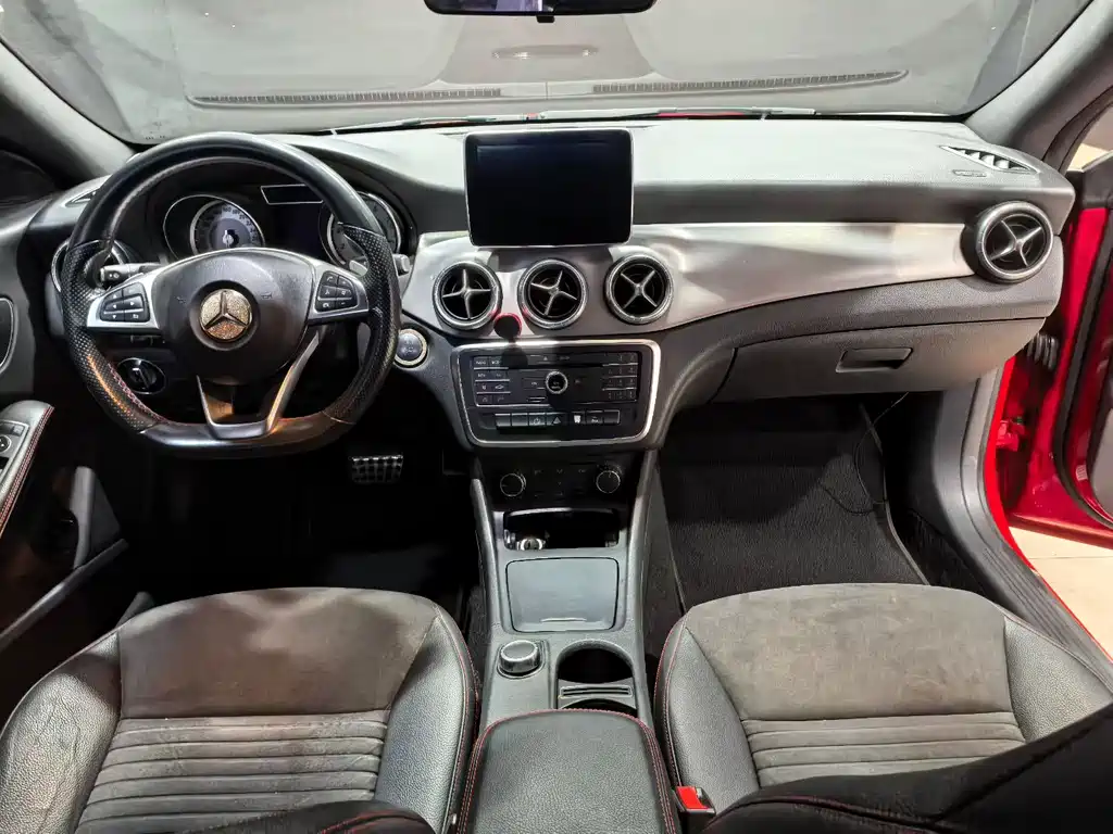 Mercedes-Benz CLA 2015 — фото 7