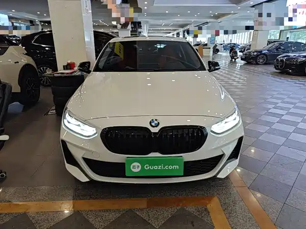BMW 1 Series 2023