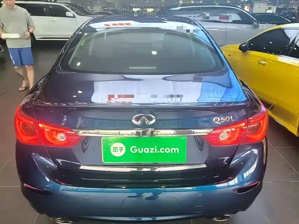 Infiniti Q50L 2017