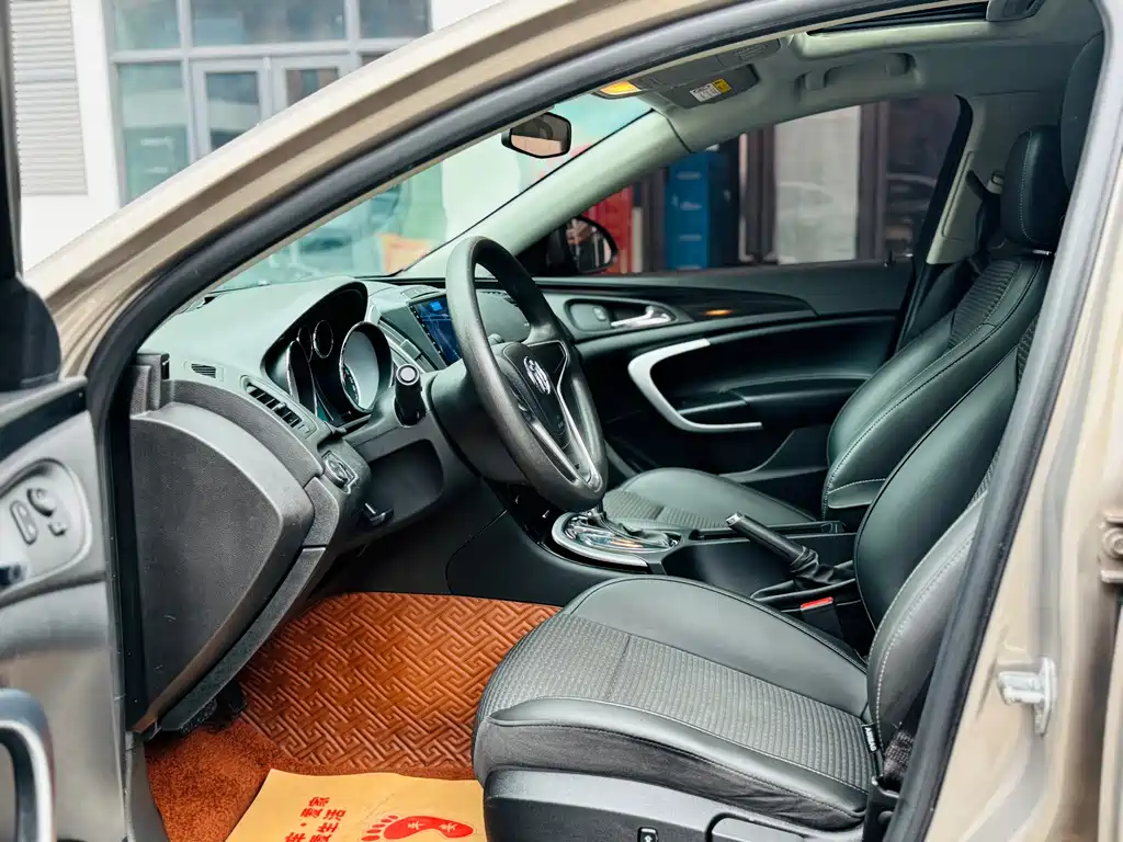 Buick Regal 2017 — фото 11