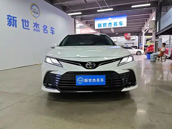 Toyota Camry 2023