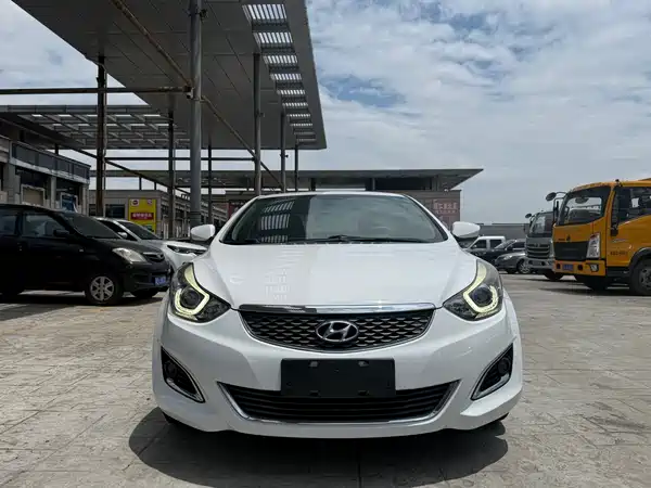 Hyundai Elantra Langdong 2016