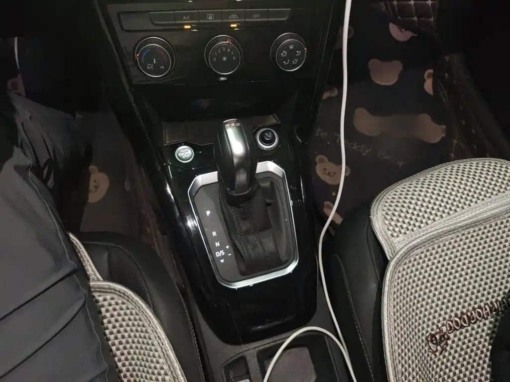 Volkswagen T-Roc 2020