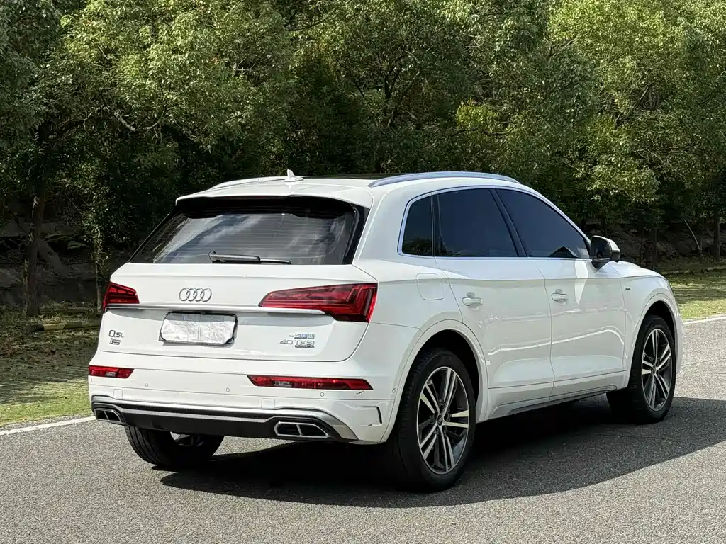 Audi Q5L 2022