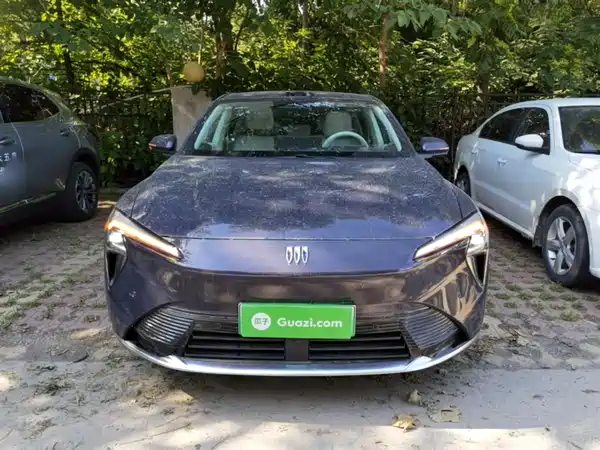 Buick Zhijing L7 2025