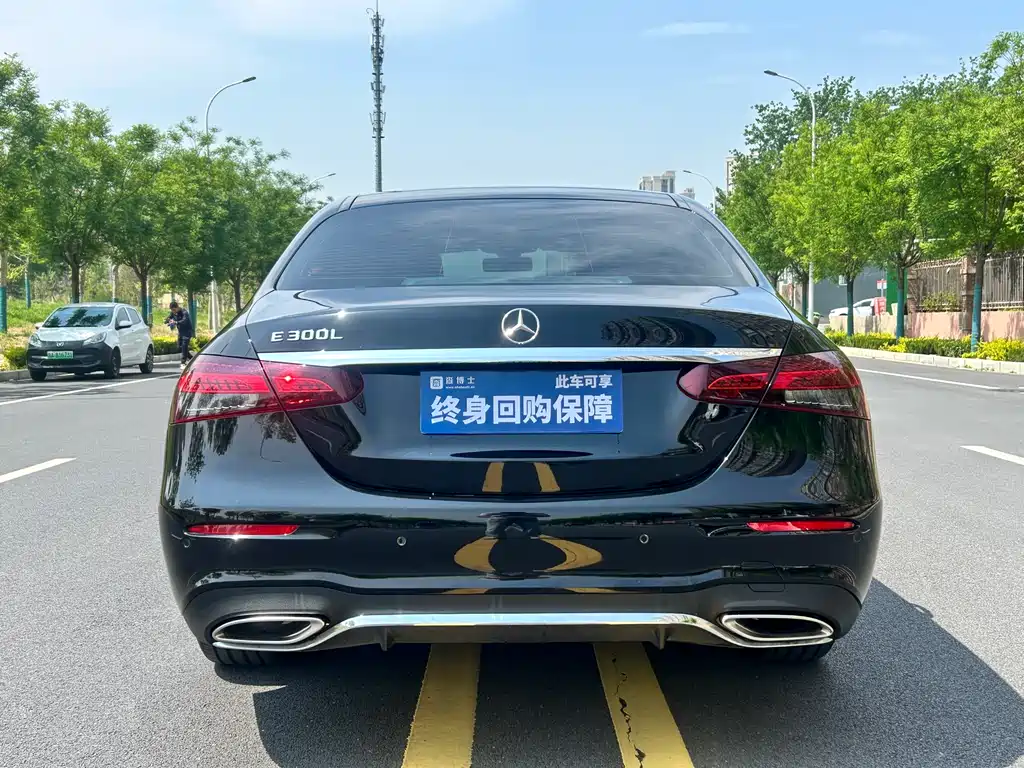 Mercedes-Benz E-Class 2023