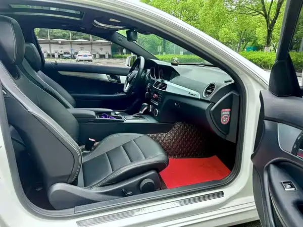 Mercedes-Benz C-Class 2015