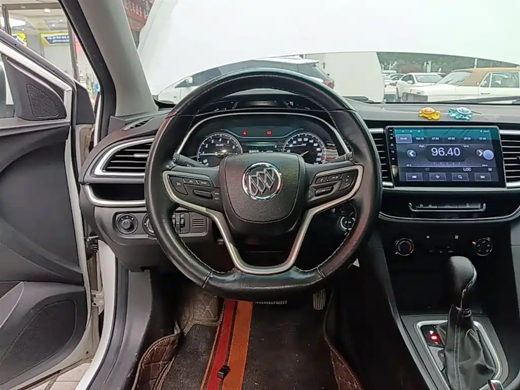 Buick Excelle 2018 — фото 11
