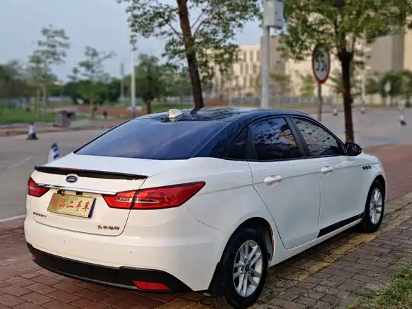 Ford Escort 2019