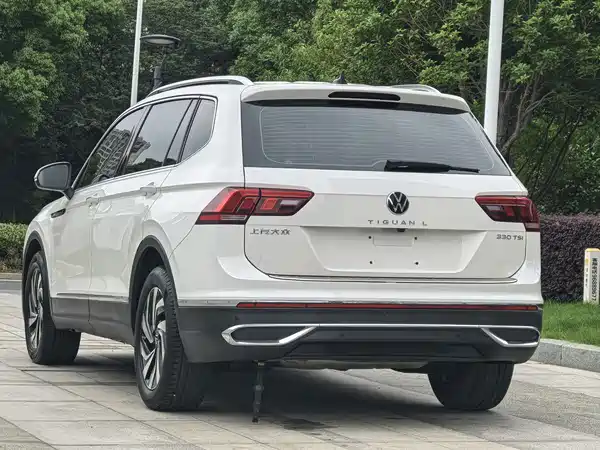 Volkswagen Tiguan L 2022
