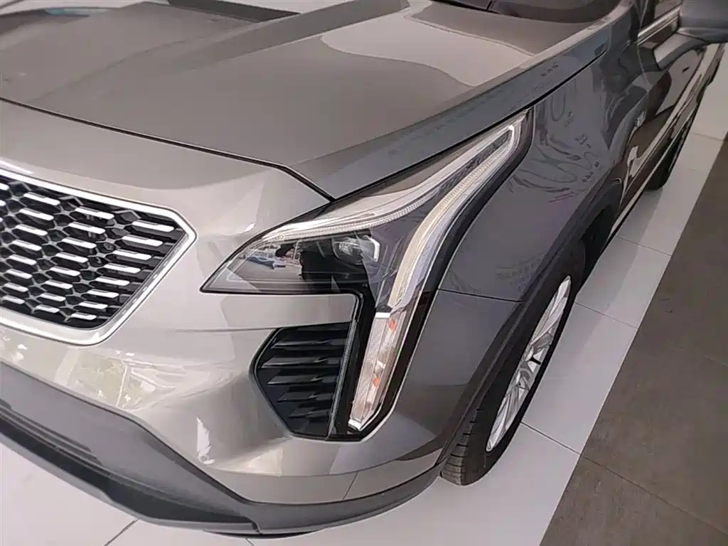Cadillac XT4 2019 — фото 24