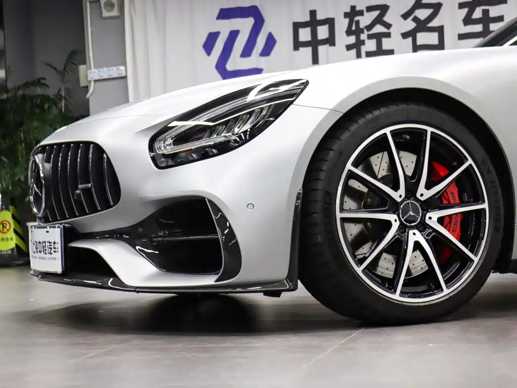 Mercedes-Benz AMG GT 2021 — фото 36