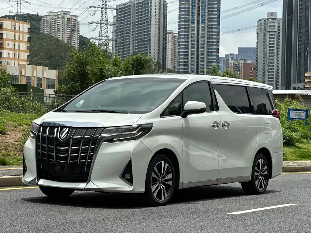 Toyota Alphard 2019 — фото 2