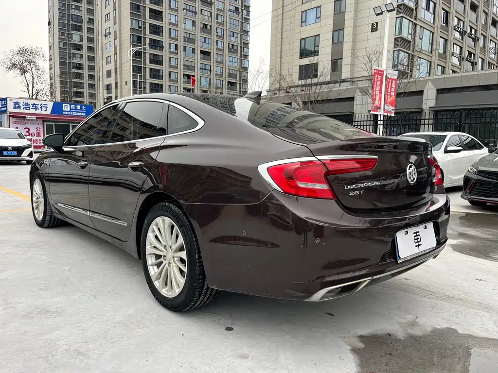 Buick LaCrosse 2019 — фото 7