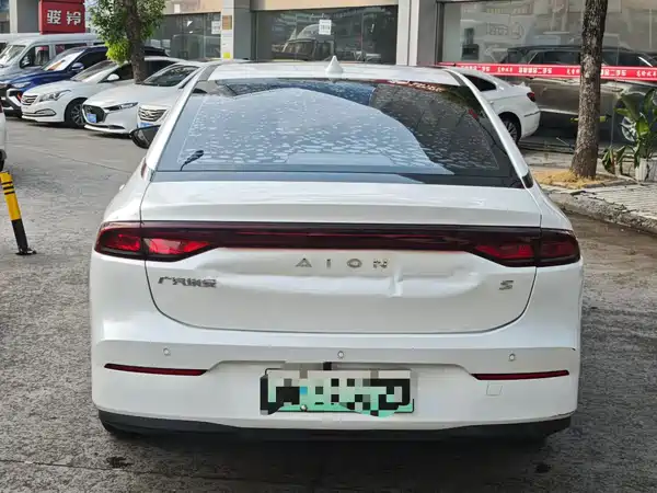 Aion S 2023