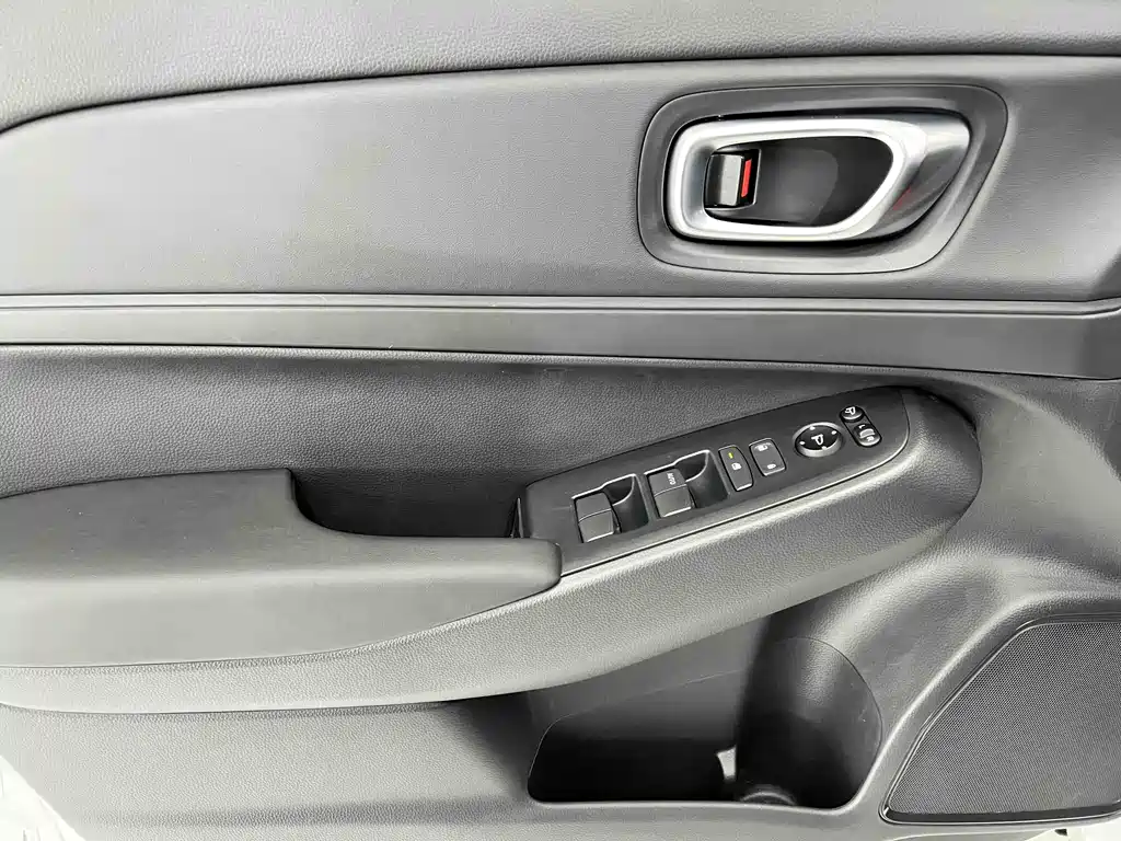Honda Vezel 2023 — фото 12