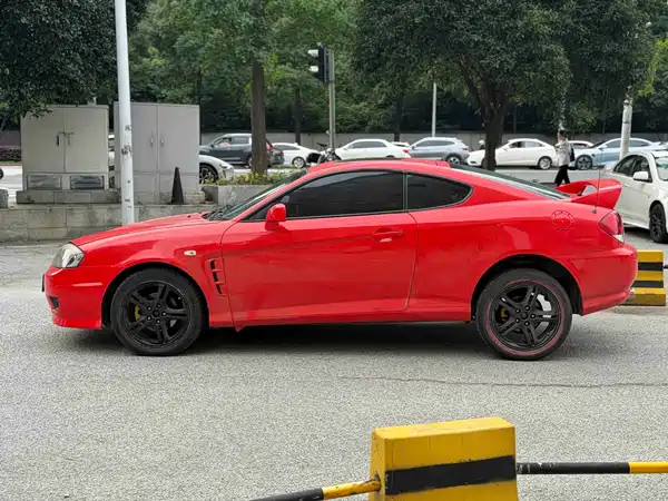 Hyundai Coupe 2004