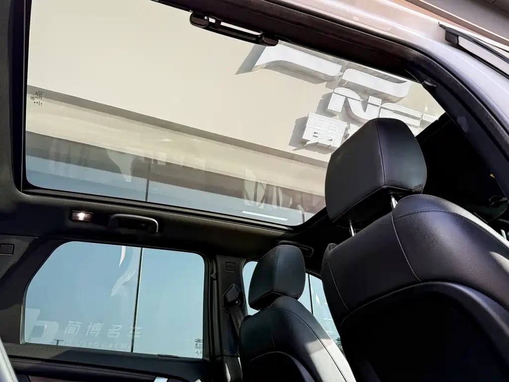 Land Rover Discovery Sport 2021 — фото 18