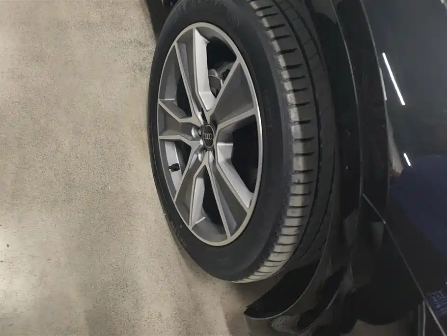 Audi Q5L 2022