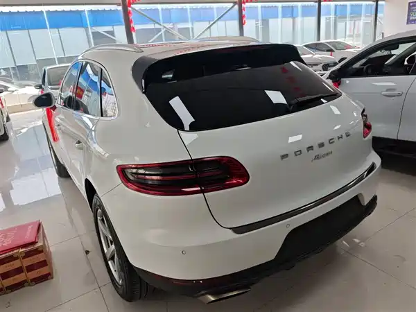 Porsche Macan 2014