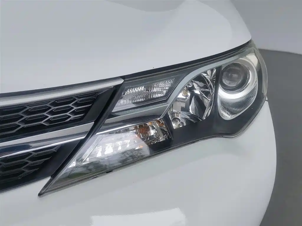 Toyota RAV4 2014
