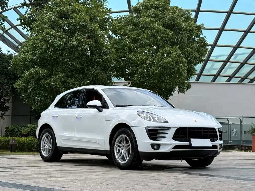 Porsche Macan 2017 — фото 3