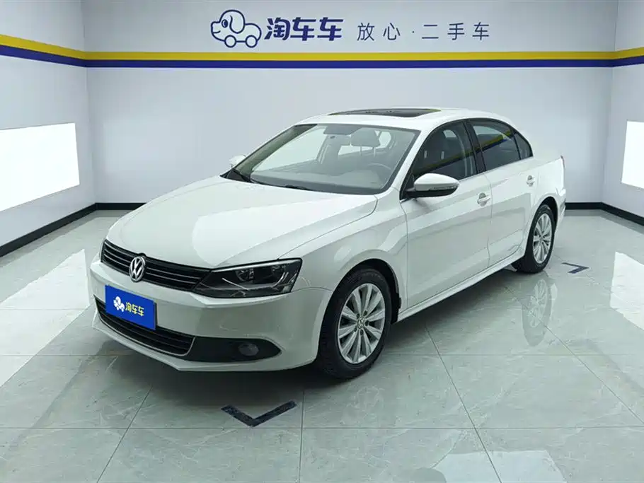 Volkswagen Sagitar 2014