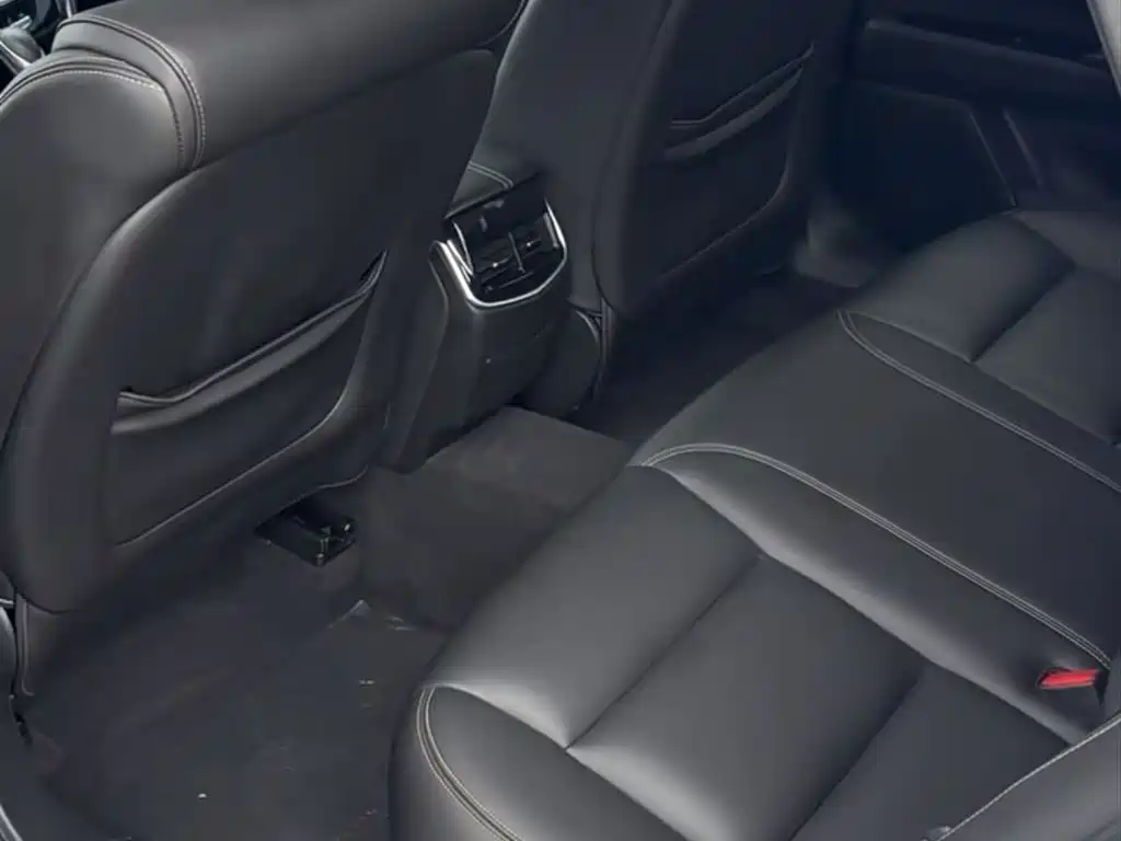 Cadillac XTS 2019 — фото 13