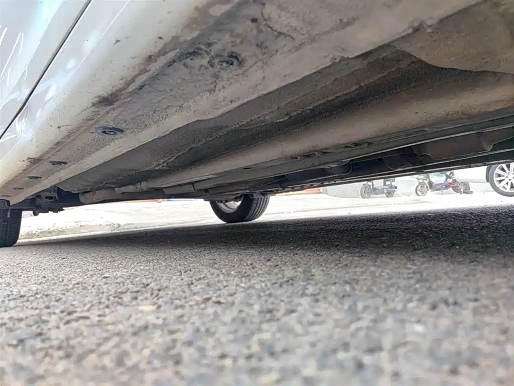 Hyundai Elantra Langdong 2015 — фото 21