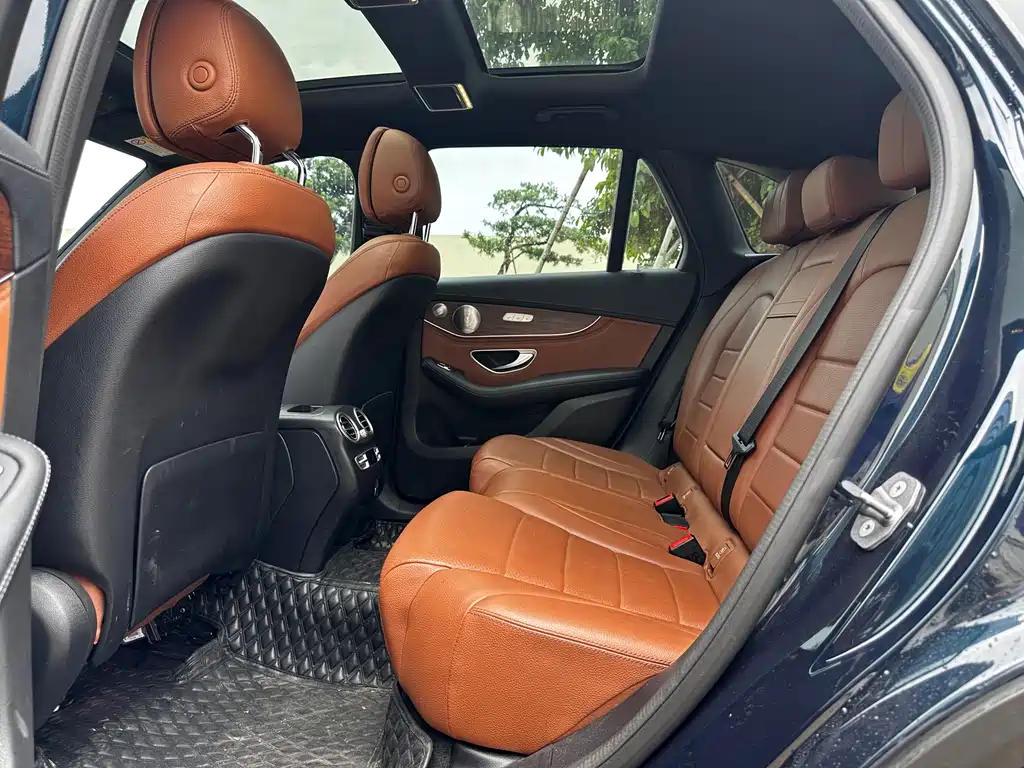 Mercedes-Benz GLC 2019 — фото 11