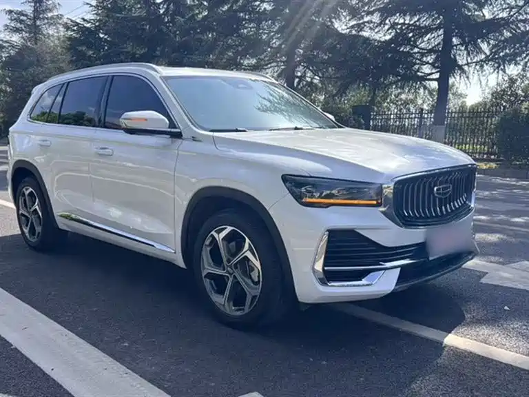 Geely Xingyue L 2024 — фото 4