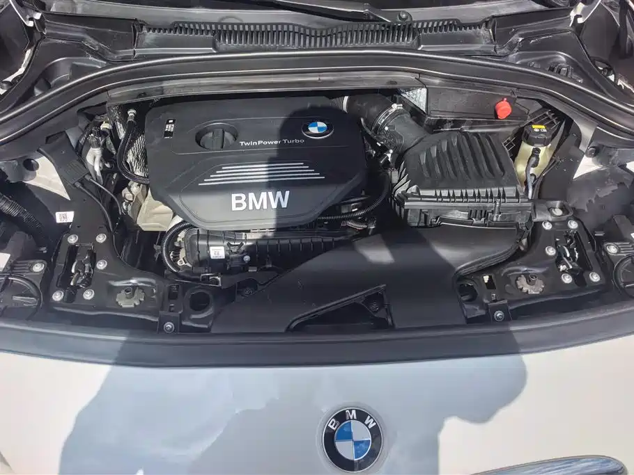 BMW 2 Series Active Tourer 2016 — фото 10