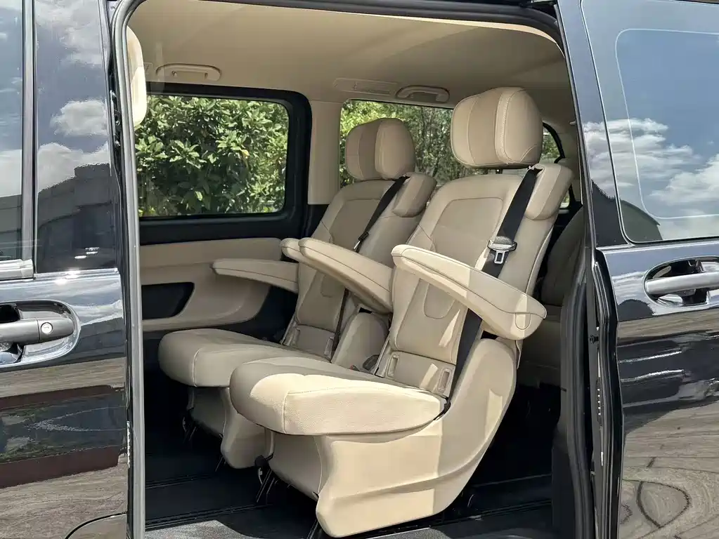 Mercedes-Benz Vito 2024 — фото 10