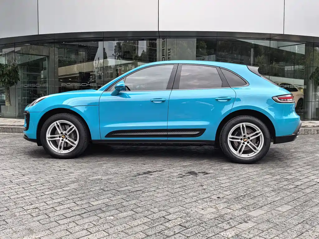 Porsche Macan 2023 — фото 3