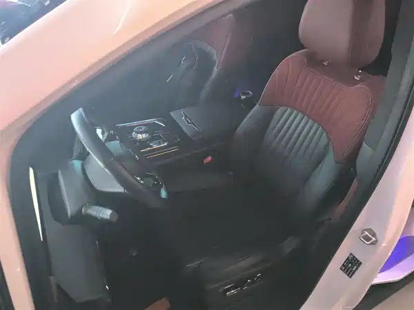 GAC Trumpchi M8 2024