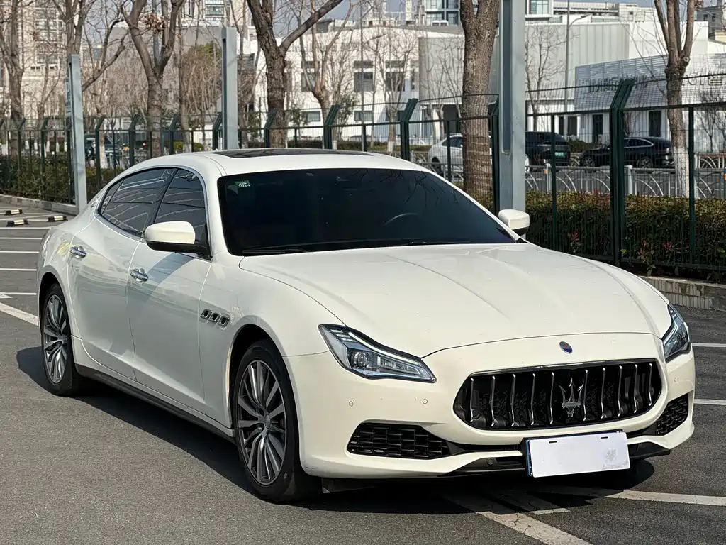 Maserati Quattroporte 2020 — фото 3