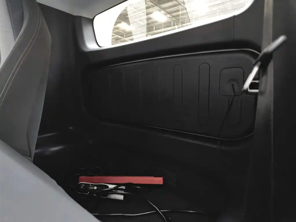 Wuling Nano EV 2022 — фото 15