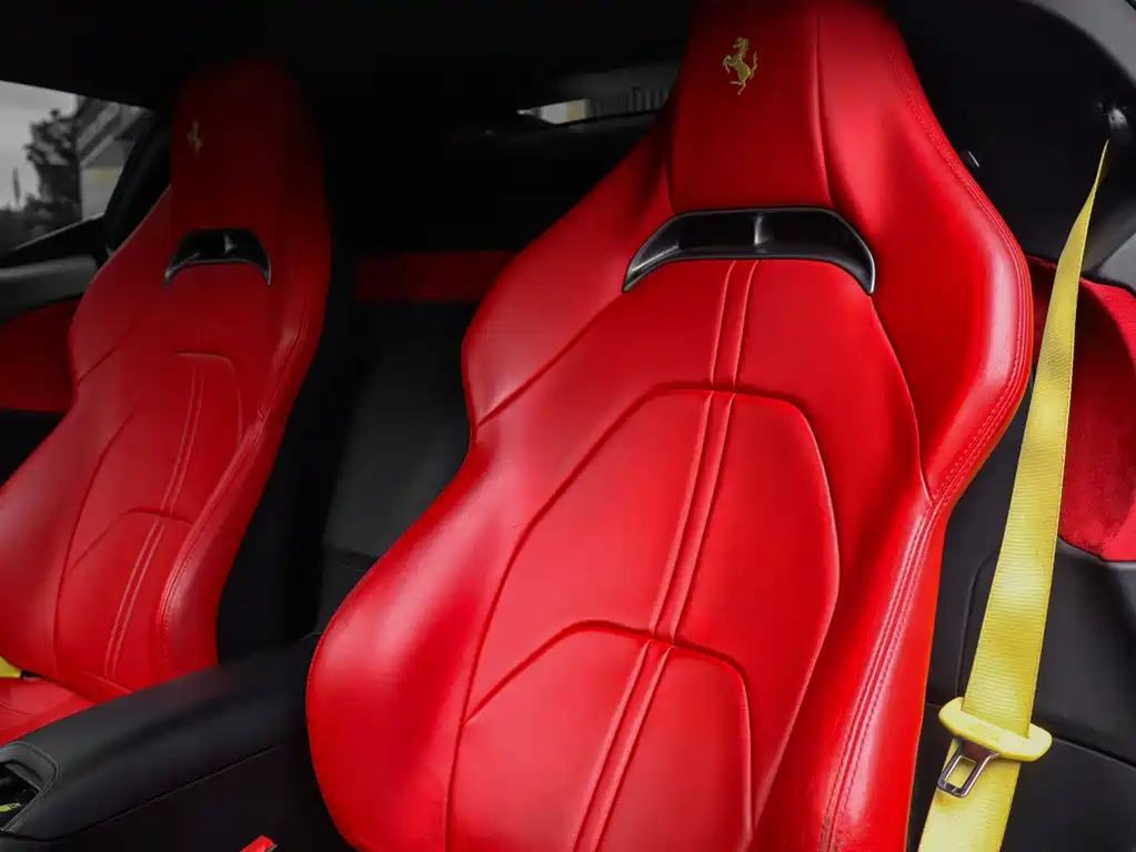 Ferrari SF90 2022 — фото 13