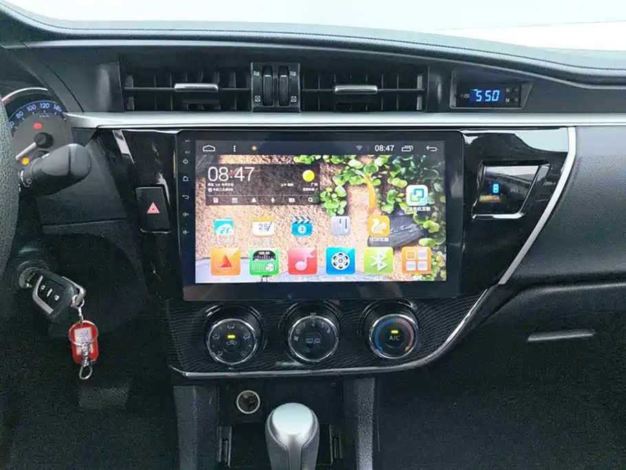 Toyota Corolla 2017 — фото 13