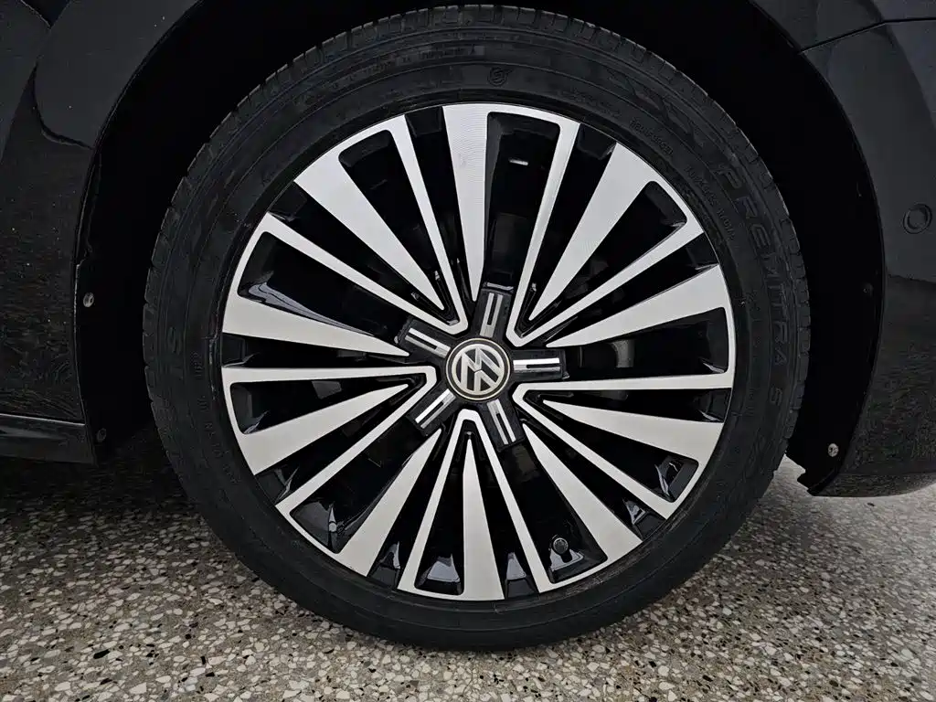 Volkswagen Passat 2020 — фото 16