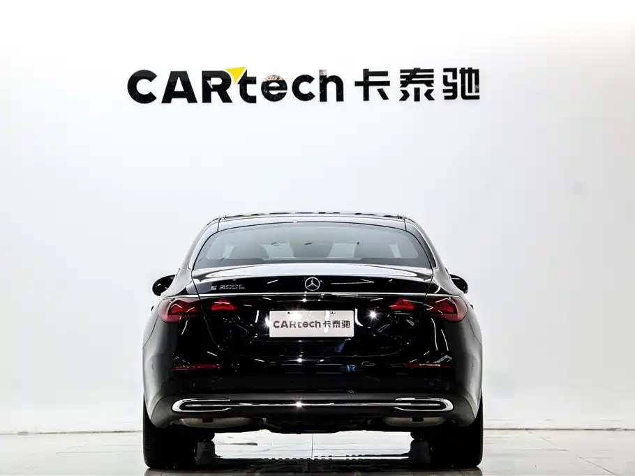 Mercedes-Benz E-Class 2025