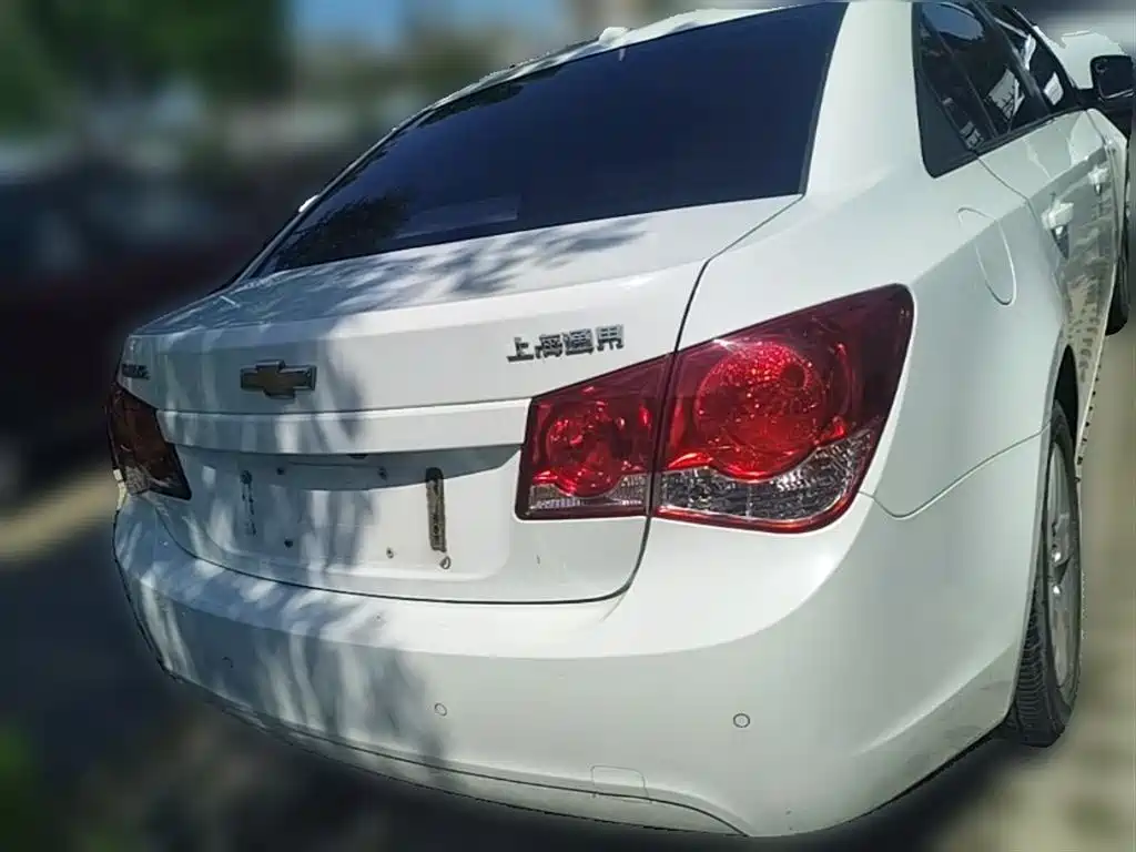 Chevrolet Cruze 2014 — фото 10