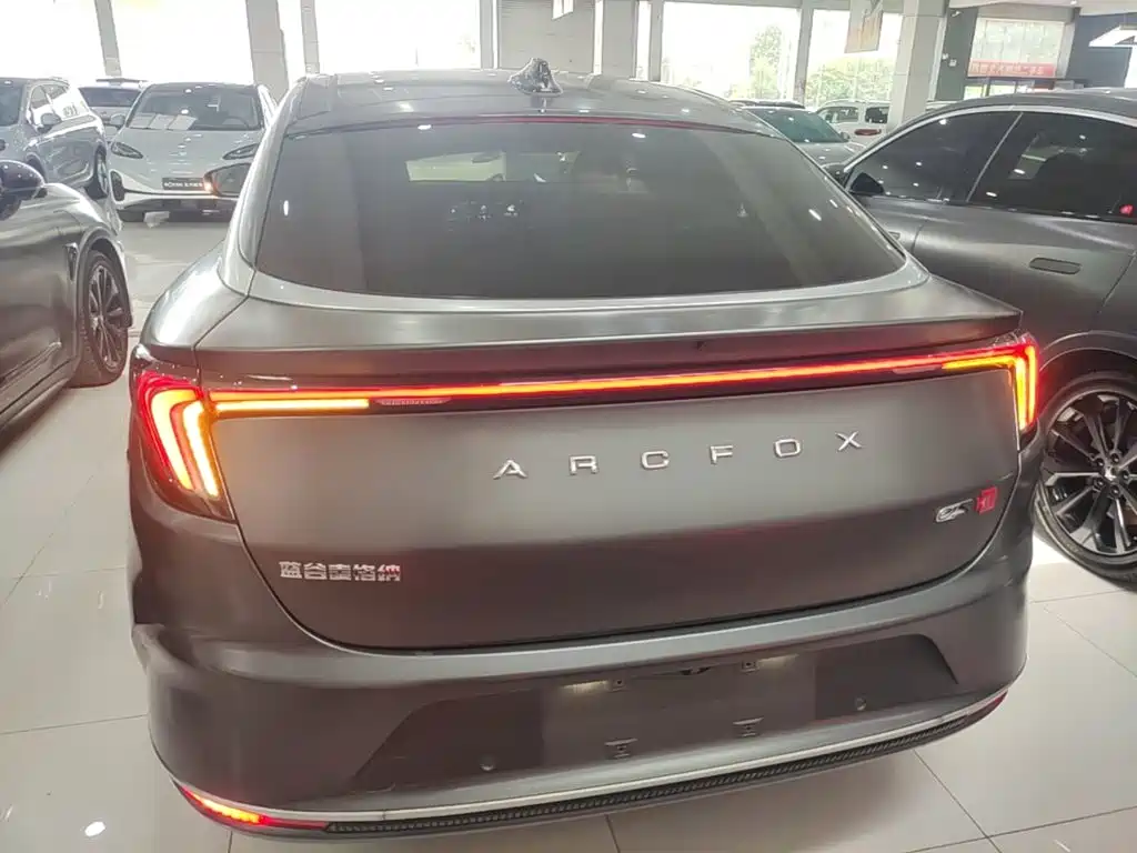 ARCFOX Alpha S 2023