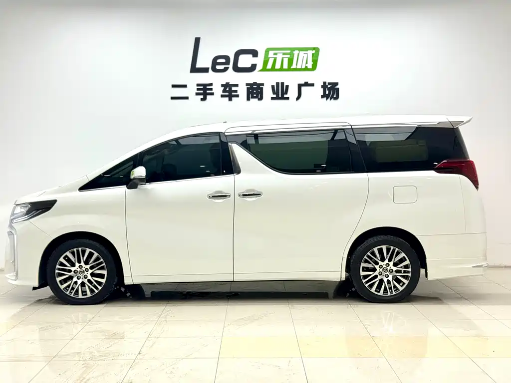 Toyota Alphard 2015 — фото 3