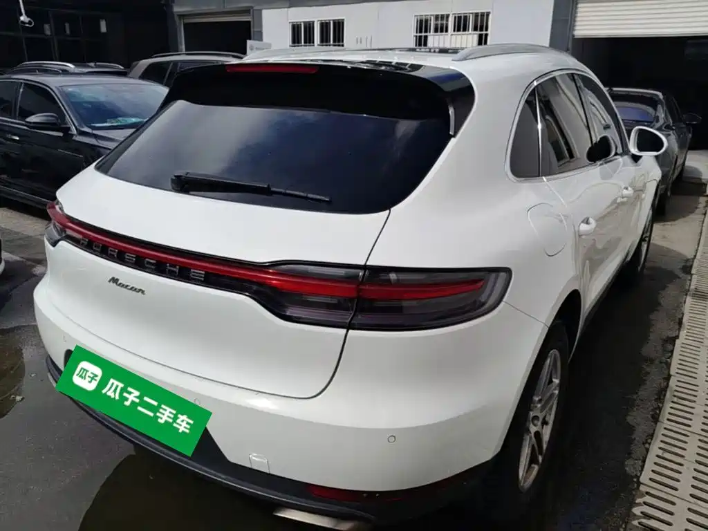 Porsche Macan 2020